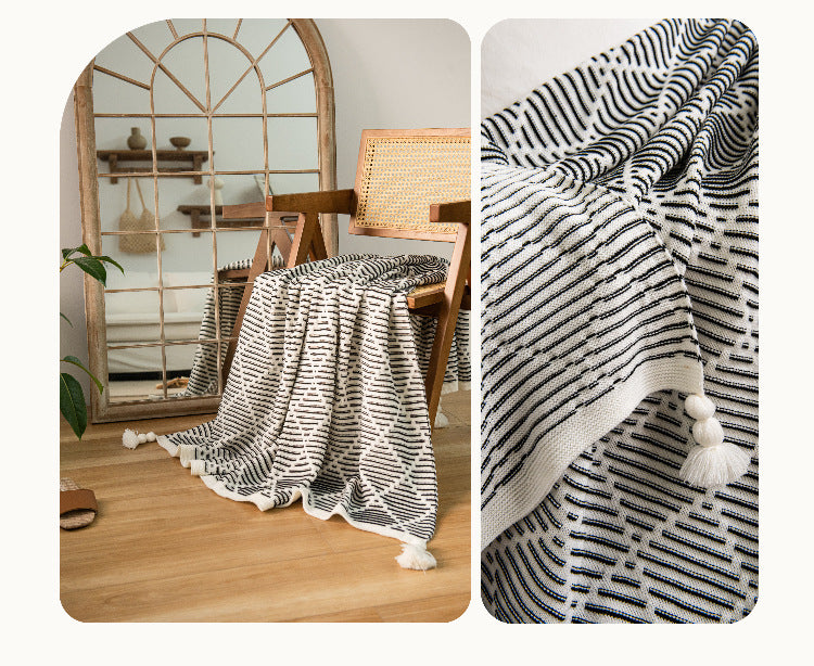 Diamond Pattern Throw Blanket with Tassels