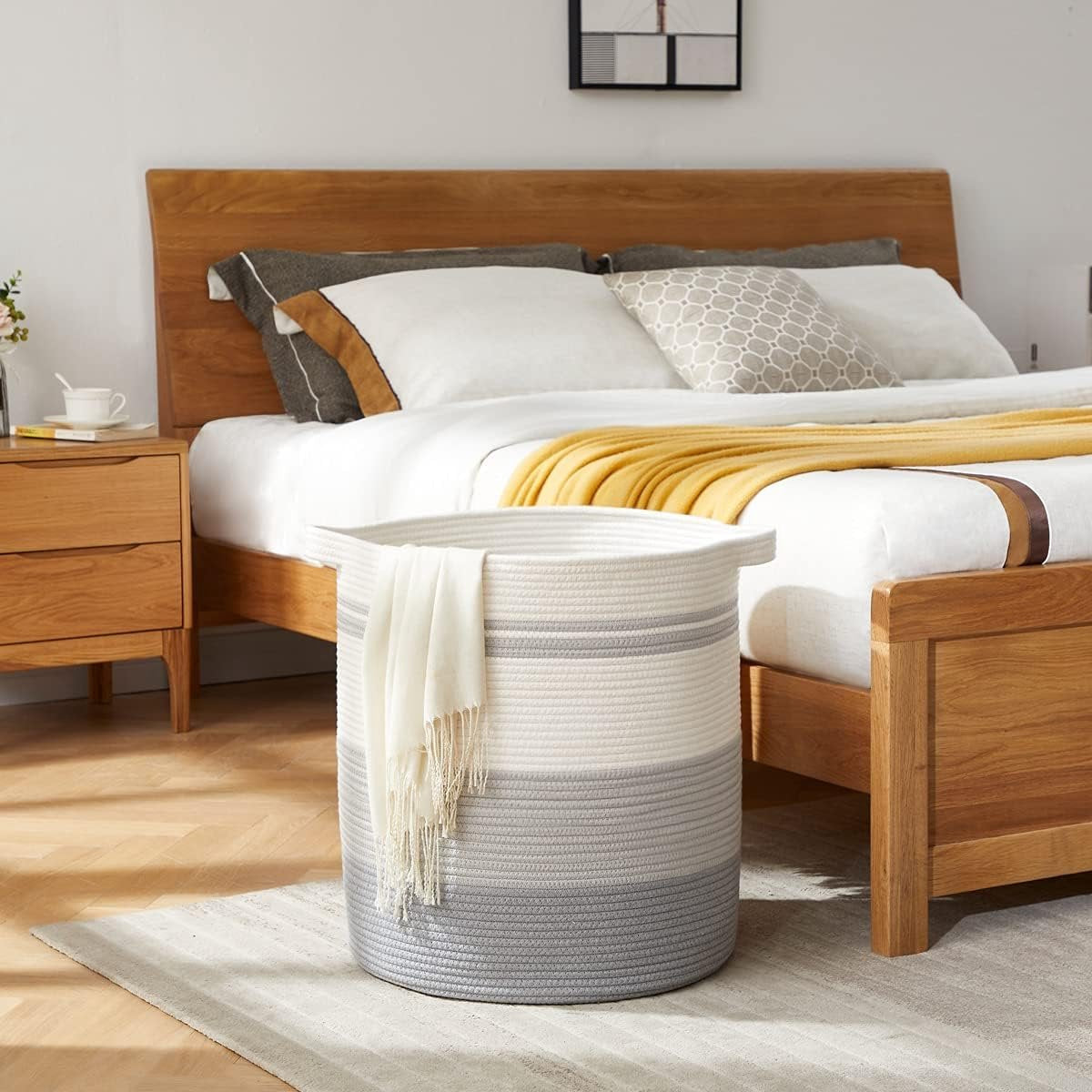 Woven storage basket - Grey & White