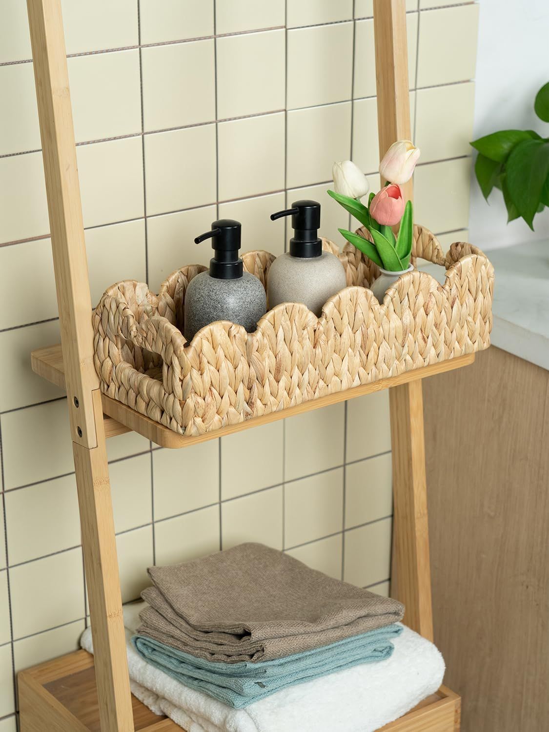 Artisan Scalloped Natural Water Hyacinth Basket