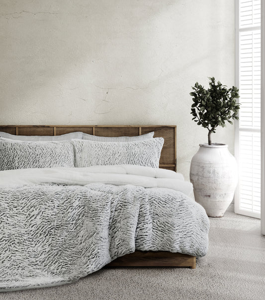 Boudoir Faux Fur Comforter Set - Queen/King