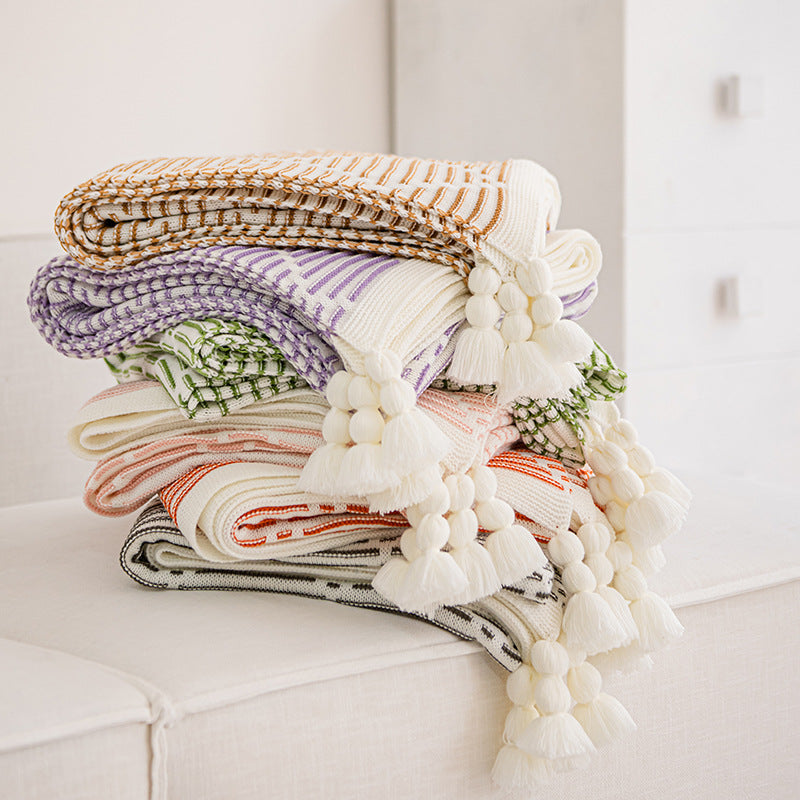 Diamond Pattern Throw Blanket with Tassels